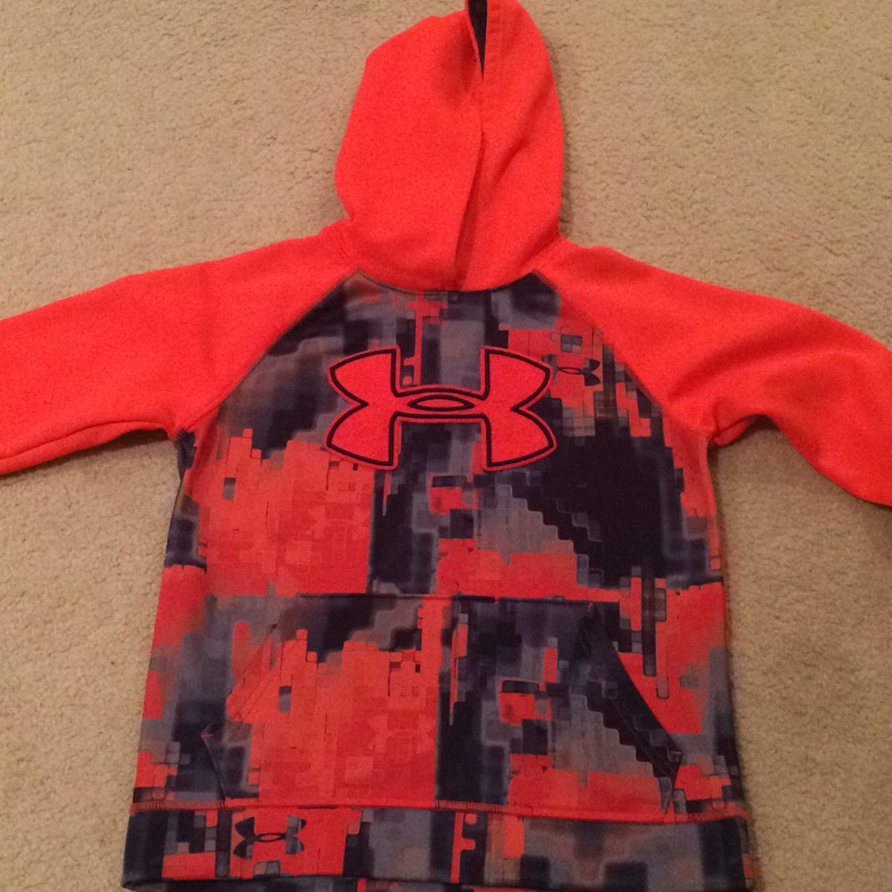 Long sleeve boy’s sweatshirt